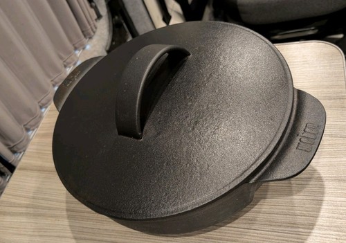 Weber cast iron casserole - cast,